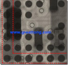 BGA錫球尺寸小于0.4mm，采用降低BGA內(nèi)圍襲球的錫膏量所得到X-Ray，稍微留意一下可以發(fā)現(xiàn)最外圈的錫量(圓的直徑)比其他內(nèi)圍的錫球上的錫量來(lái)得多一點(diǎn)點(diǎn)。也就是外圈的黑色圓形直徑比內(nèi)圈的圓形來(lái)得大一點(diǎn)點(diǎn)。