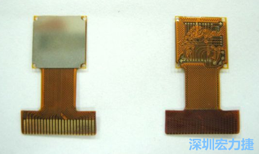 FPC可設(shè)計(jì)的電路復(fù)雜度與密度，比PCB遜色，但可適應(yīng)結(jié)構(gòu)的彈性結(jié)構(gòu)，成為電子產(chǎn)品設(shè)計(jì)重點(diǎn)。